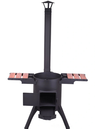 Очаг "Премиум" с двойными стенками и с чугунной дверцей для казанов на 8-10 литров (со столиками)