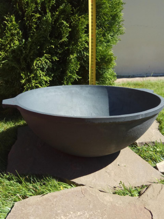 Казан чугунный Легмаш 8 литров с чугунной крышкой САДЖ - сковородой